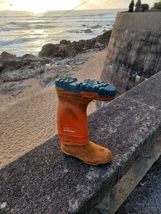 botas spool moto nº46 +galocha 46 , tb srª ysl + sandalias  ONOFRE