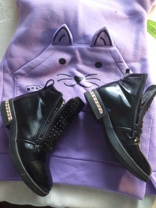 Продам ботинки лаковані