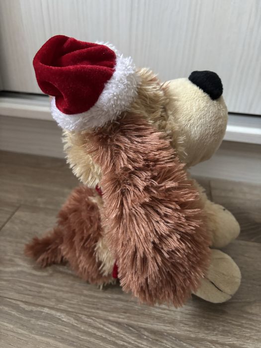 pies interaktywny święta rusza głową leci piosenka merry christmas bdb