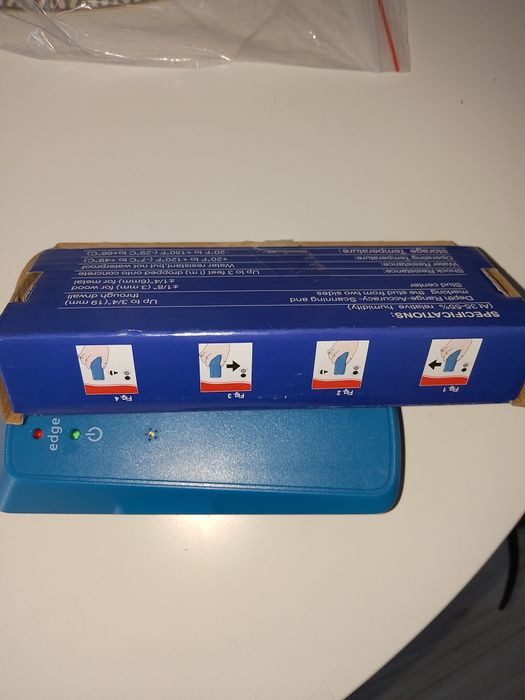 Wykrywacz  przewodów w ścianie