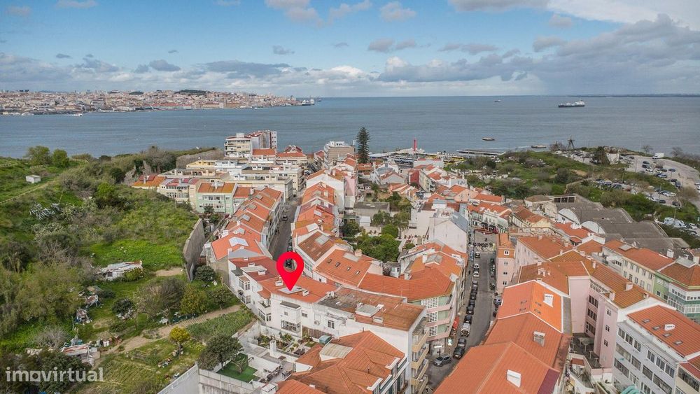 Apartamento T2 em Cacilhas – Excelente Localização — Almada, Cova Da Piedade, Pragal E Cacilhas, Setúbal