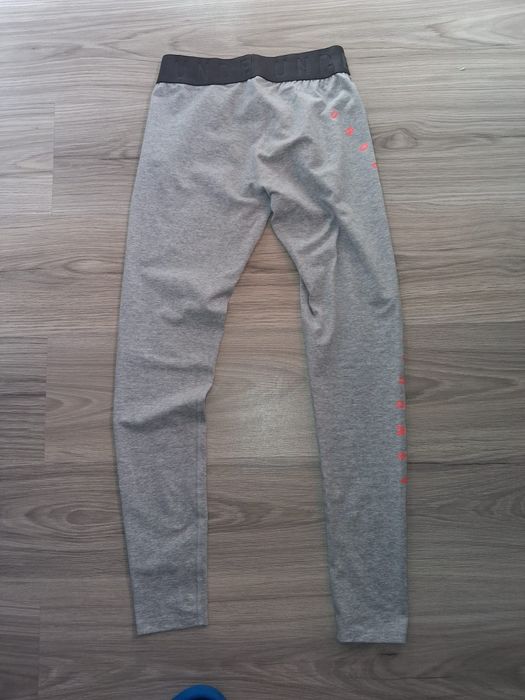 Legginsy Under Armour r.XS