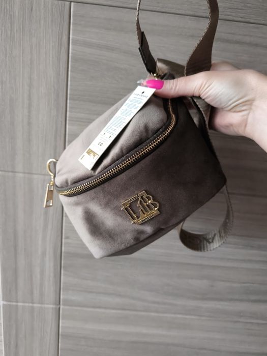 Torebka nerka saszetka taupe Laura Biaggi Nowa