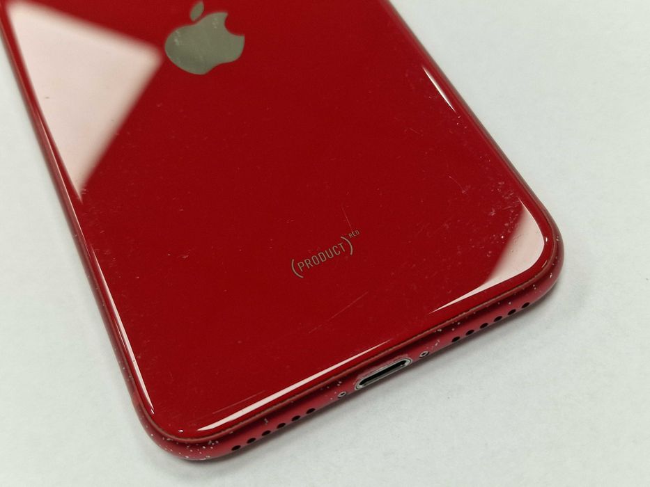 Iphone SE 2022/ 64GB/ Red/ 77%/ Grade C/ charczy górny głośnik