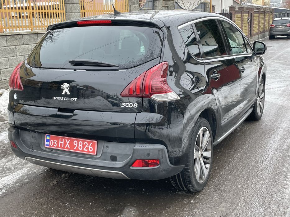 Peugeot 3008 2.0 дизель. Автомат. 2014рік