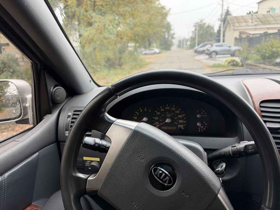 Продам Kia Sorento