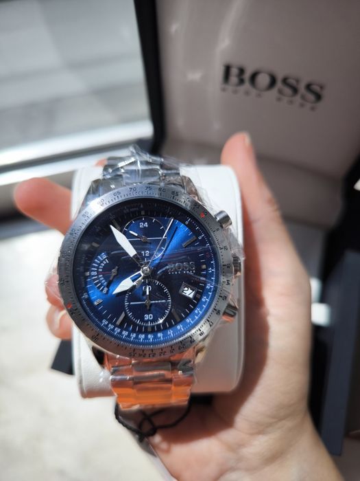 Vendo relógio Hugo Boss original bracelete prateada e mostrador azul