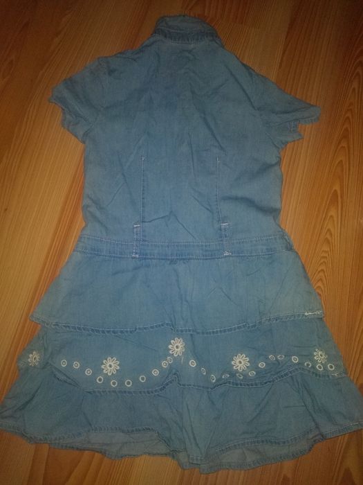 Sprzedam sukieneczkę