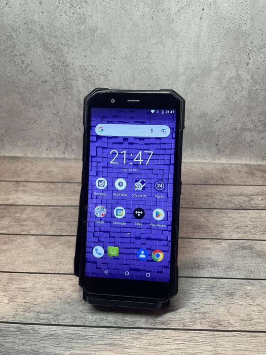 Смартфон Hammer Energy 18x9 3/32GB