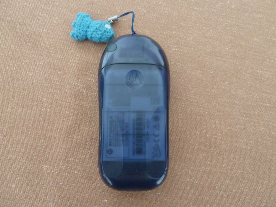 Zabytkowy telefon komórkowy Motorola C 115