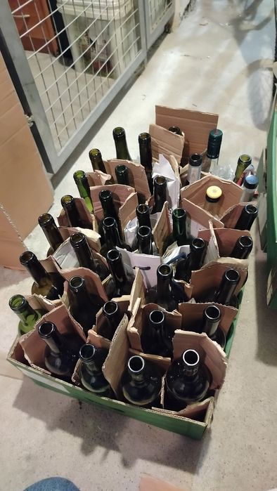 Butelki 0,75l różne