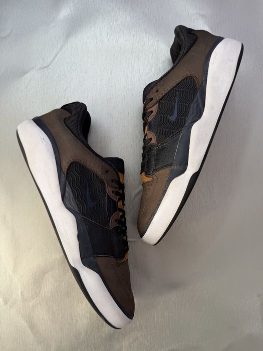 Кроссовки Nike SB Ishod Premium Brown