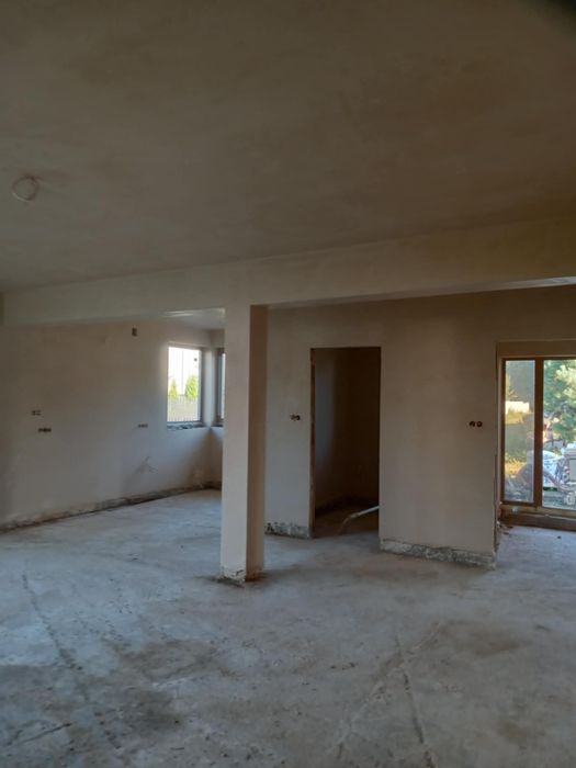 Tynki maszynowe gipsowe,cementowo-wapienne, hybrydowe