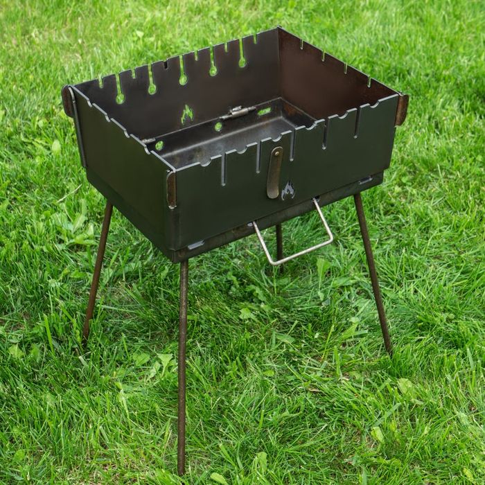 Мангал чемодан, мангал валіза 2мм ,3 мм. На 6,8,10,12 шампурів..