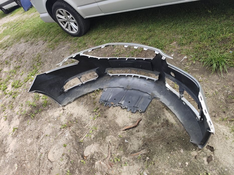 Opel Insignia A zderzak przód przedni