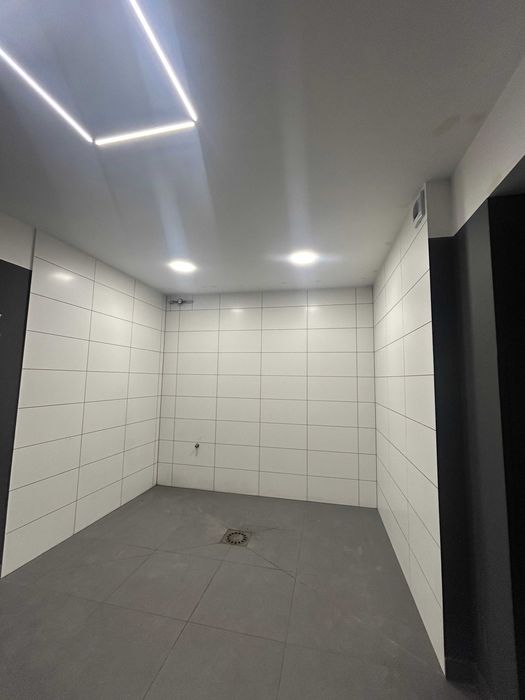 Lokal usługowo-biurowy 50 mkw Poznań Parking parter Rondo Starołęka