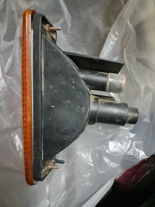 Pisca da frente esquerdo para Terrano 2 e Ford Maverick