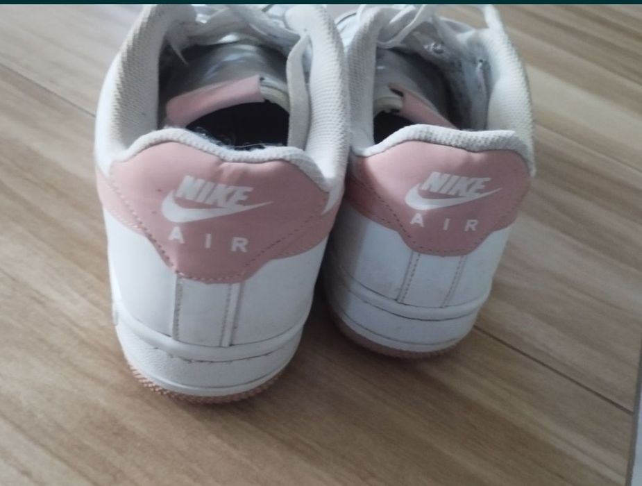 Buty sportowe rozmiar 38