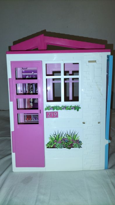 Barbie domek letniskowy.