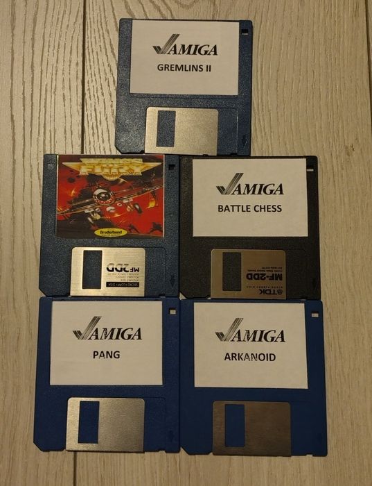 Prawdziwe, sprawne dyskietki DD Amiga / Atari (35x dyskietka)
