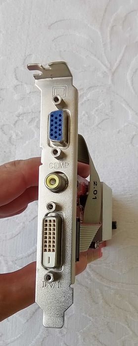 [PC Vintage] Placa grafica AGP - ATI Radeon 9250