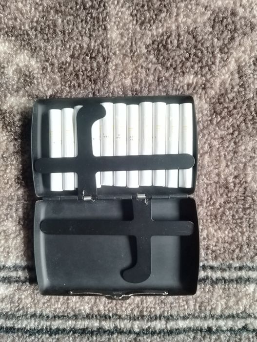 Коробочка -футляр для стіків