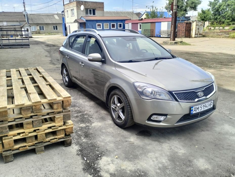 KIA ceed універсал