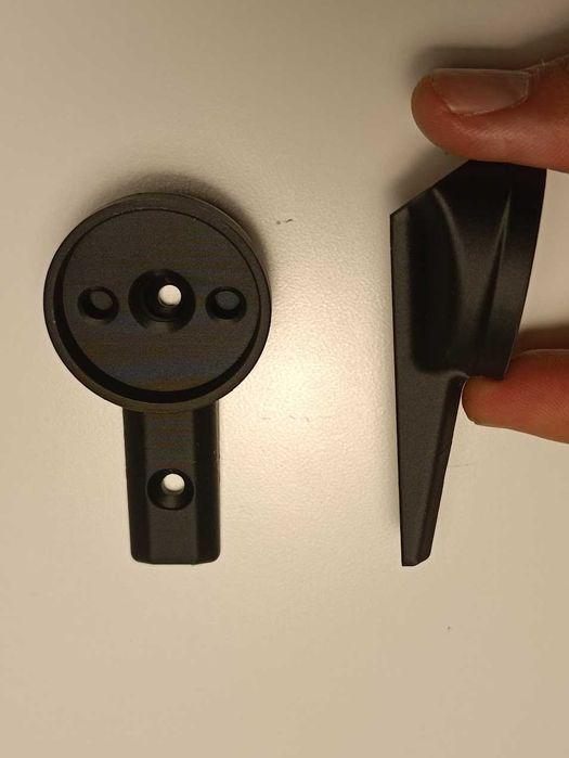 Canyon Ultimate: Suporte Garmin Aero (16.7g) Super Leve