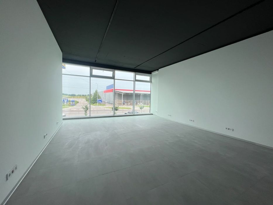 Оренда приміщень в бізнес-центрі “Рівненський» навпроти ЕПІЦЕНТРУ