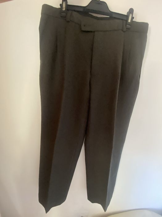 Calças clássicas de homem – Cinzento escuro (Tamanho 44)