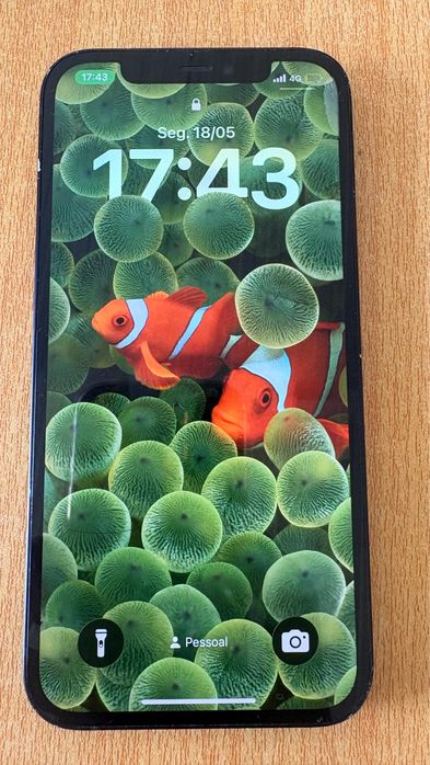 Iphone 12 64G preto