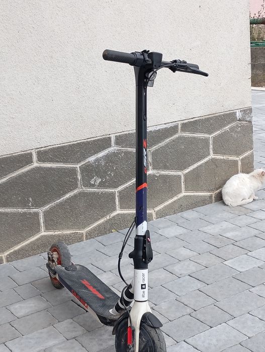 Електросамокат надійний