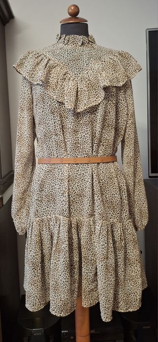 Sukienka Gina Tricot, rozm. M