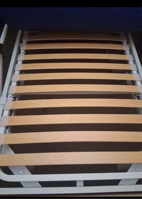 Cama articulada com colchão e comando