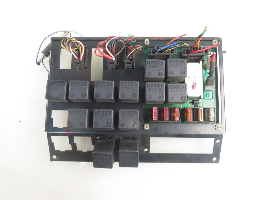 Skrzynka Bezpieczników Volvo Fh 12 I