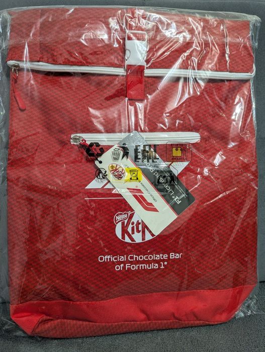 Nowy plecak KitKat Formuła 1 35x45