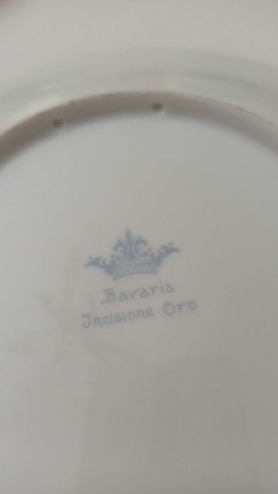 2 Pratos com flores, decorativos