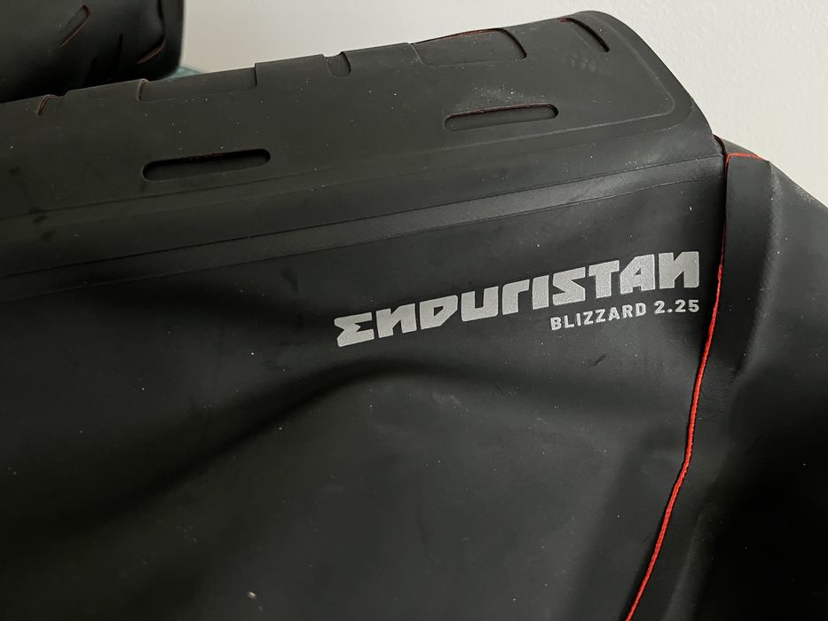 Sakwy motocyklowe Enduristan Blizzard 2.25 czarne pojemnosc 25L