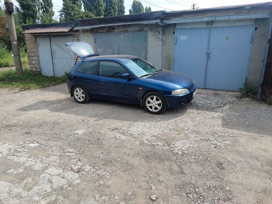 Продам Митсубиси кольт