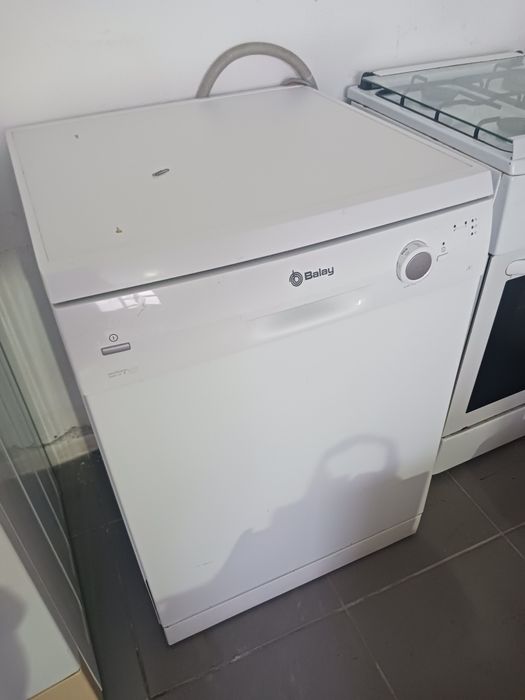 Máquina de lavar loiça balay clAsseA + em ótimo estado