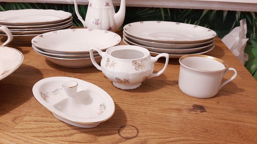 Pozłacana, sygnowana porcelana Chodzież Ćmielów Wałbrzych PRL