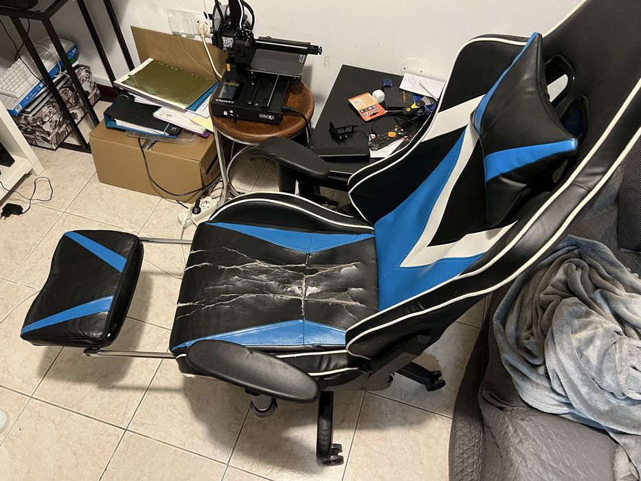 Cadeira gaming usada