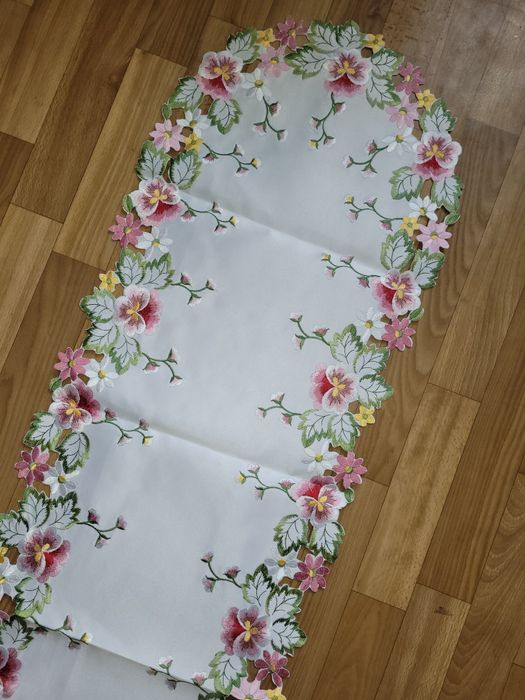 Bieżnik haftowany 160x40