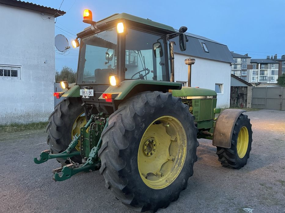 Продам трактор John Deere 3640