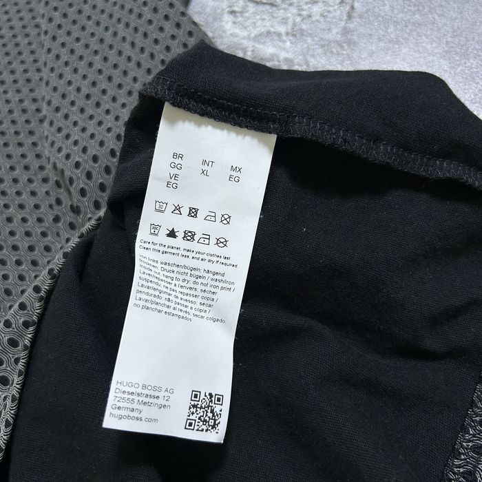 Футболка Hugo Boss XL розмір оригінал дуже хороший стан чорно-сіра преміум
