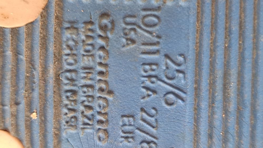 Ténis e chinelos criança