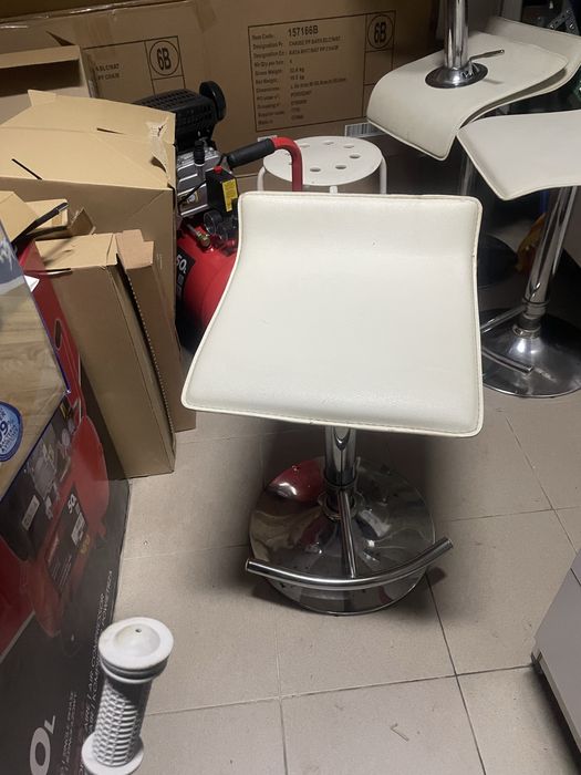 Bancos altos de balcão