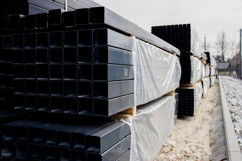 Słupy ogrodzeniowe bramkowe, Kocmyrzów