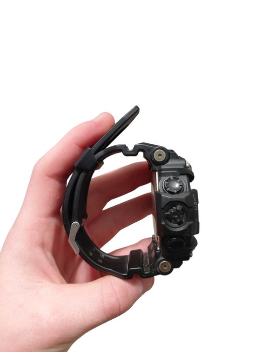 новий сенсорний годинник