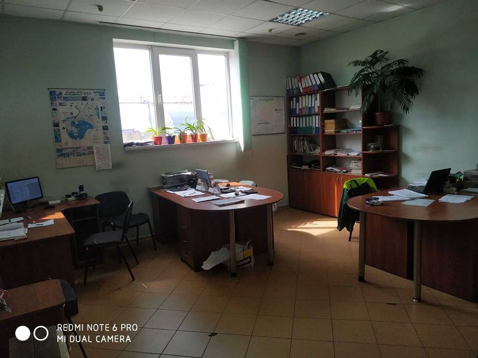 Продається прирейковий магазин склад